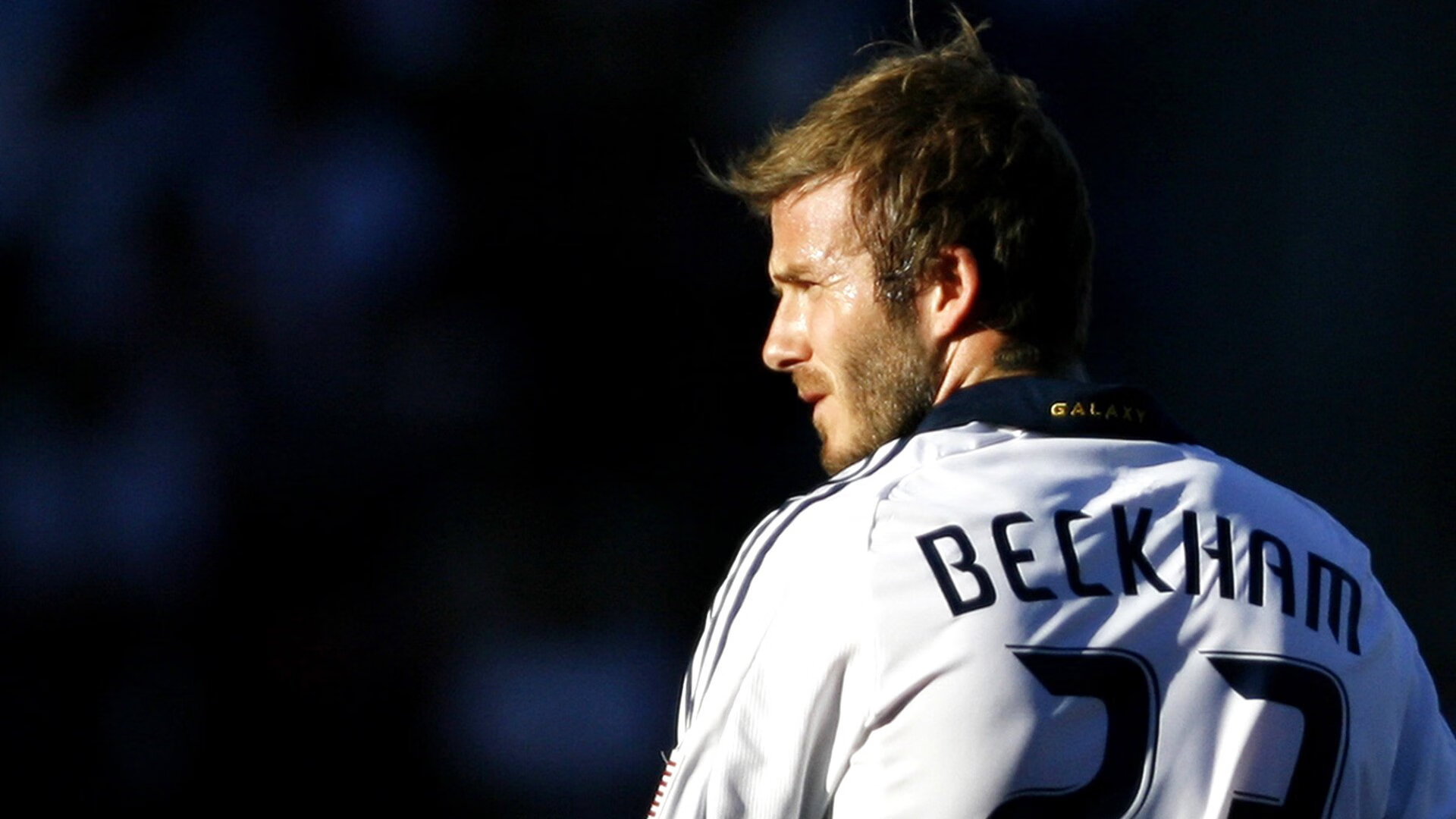 德甲战术大革新：变化多端，精彩不断！，德甲榜首大战